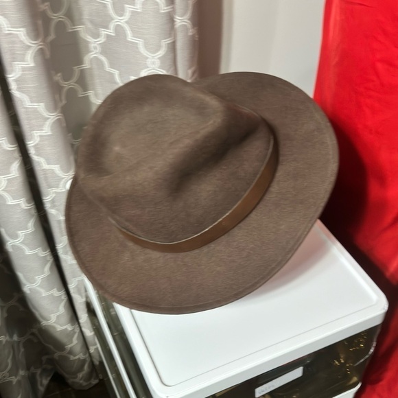 Pendleton men’s 100% pure virgin wool XL hat WITH LEATHER TRIM - Picture 7 of 8